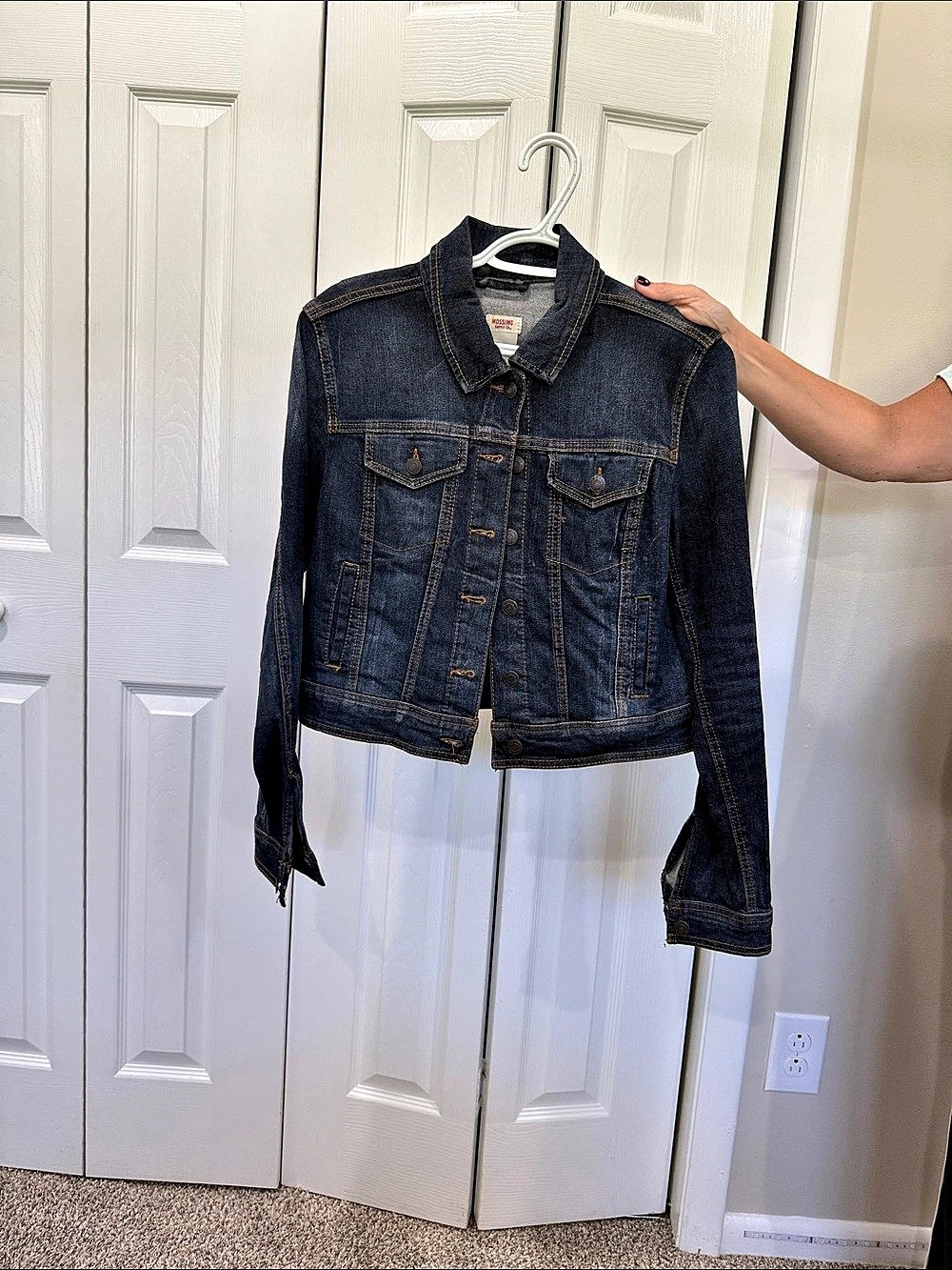 Mossimo Women's Denim Jacket in Blue Like New